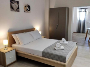 Studio & Apartment by the Beach, Makrylia